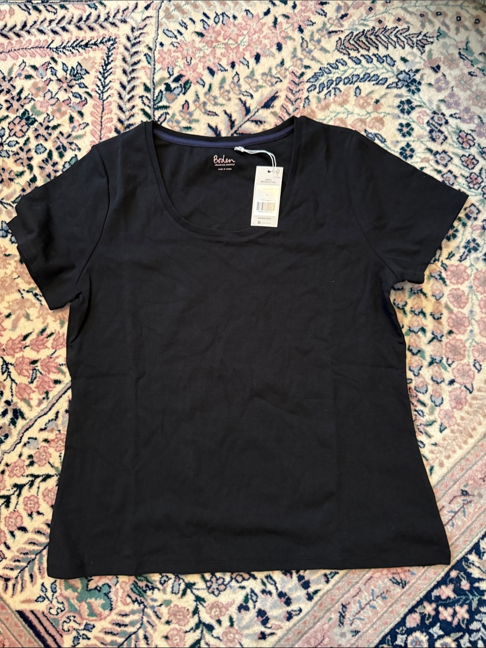 Boden NWT XL Black Short Sleeve Scoop Neck Tee shirt short sleeve new with tags
